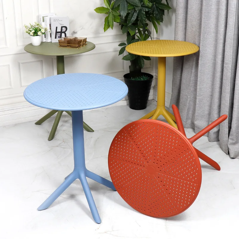 Simple Outdoor Waterproof Plastic Table Three-Legged Plastic Bar Round Table