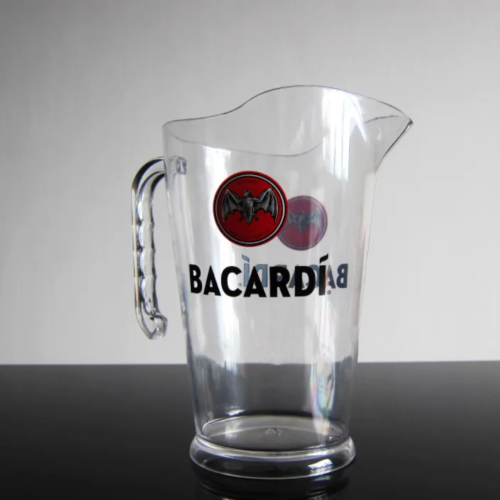 Customized Plastic Beer Pitchers 60oz Stackable Ice Beer Pitcher Water