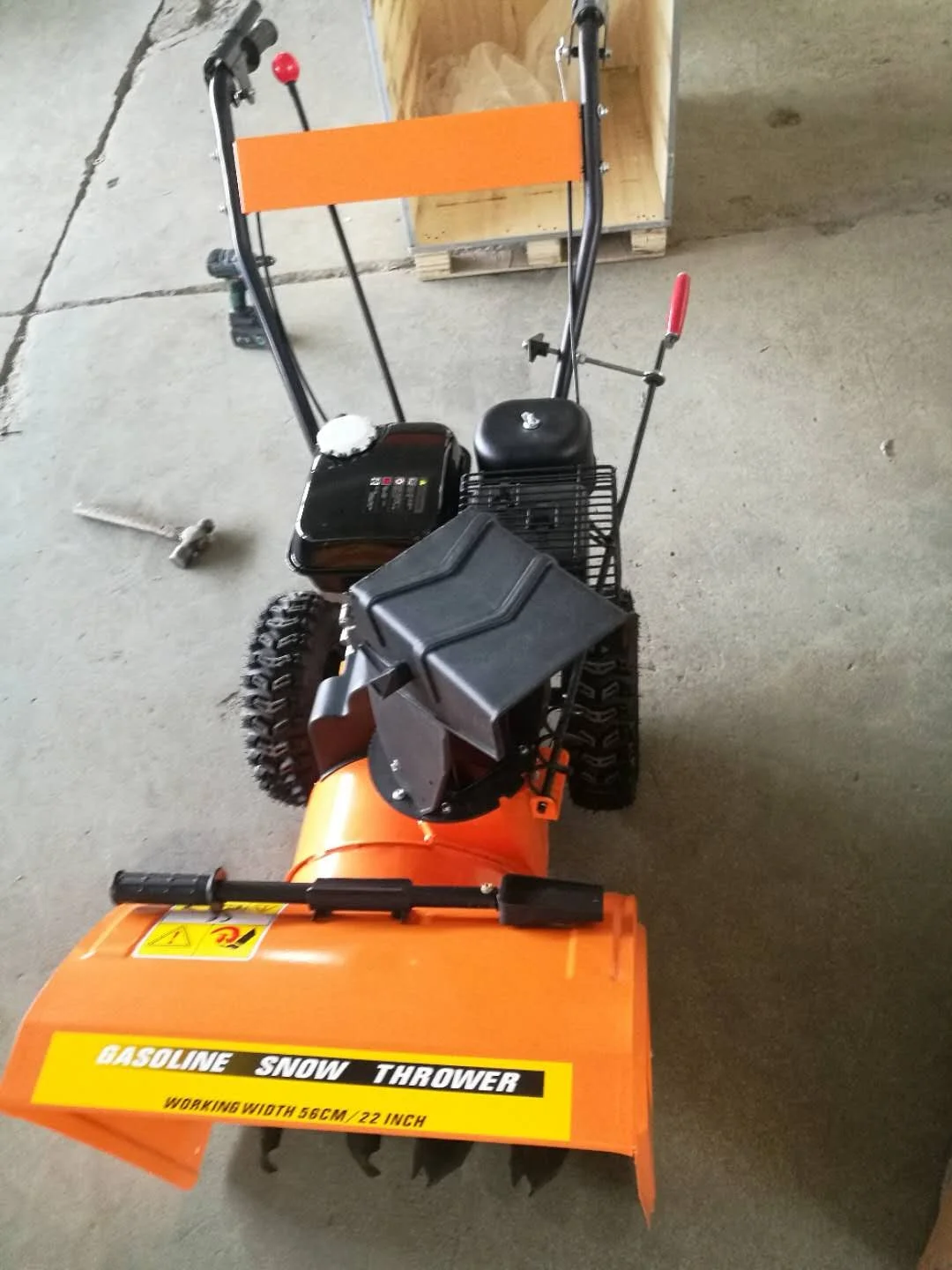 
 Мотоцикл ATV, лидер продаж! 6.5HP CE утвержденный колесный мини-снегоочиститель/метатель  