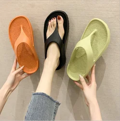 Summer outdoor Anti-Slippery Quick-Drying EVA Material Light Weight Couple Flip Flop Sandals For Beach