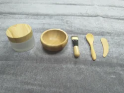 Набор бамбуковых тарелок для маски для лица «сделай сам», набор для смешивания глиняной маски для лица «сделай сам» с кистями и чашей, бутылка для крема, лезвие, ложка, 5 упаковок