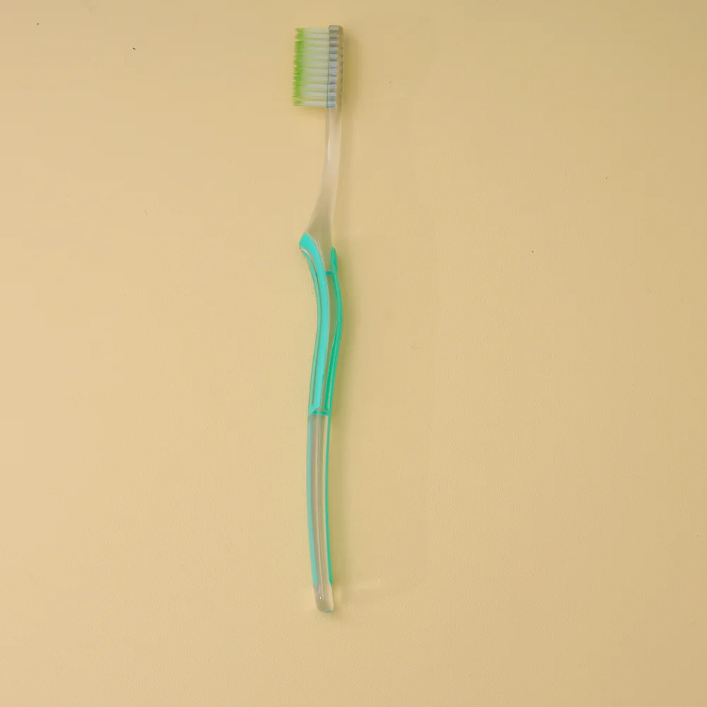 OEM Customized Ultra Soft PETG Handle Toothbrush with Blister Card Packaging Adult Color-Tipped Tapered Bristles for Home Use