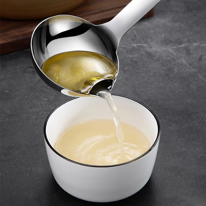 New Kitchen Gadget Separating Oil Soup Spoon Oil Filter Spoon Stainless