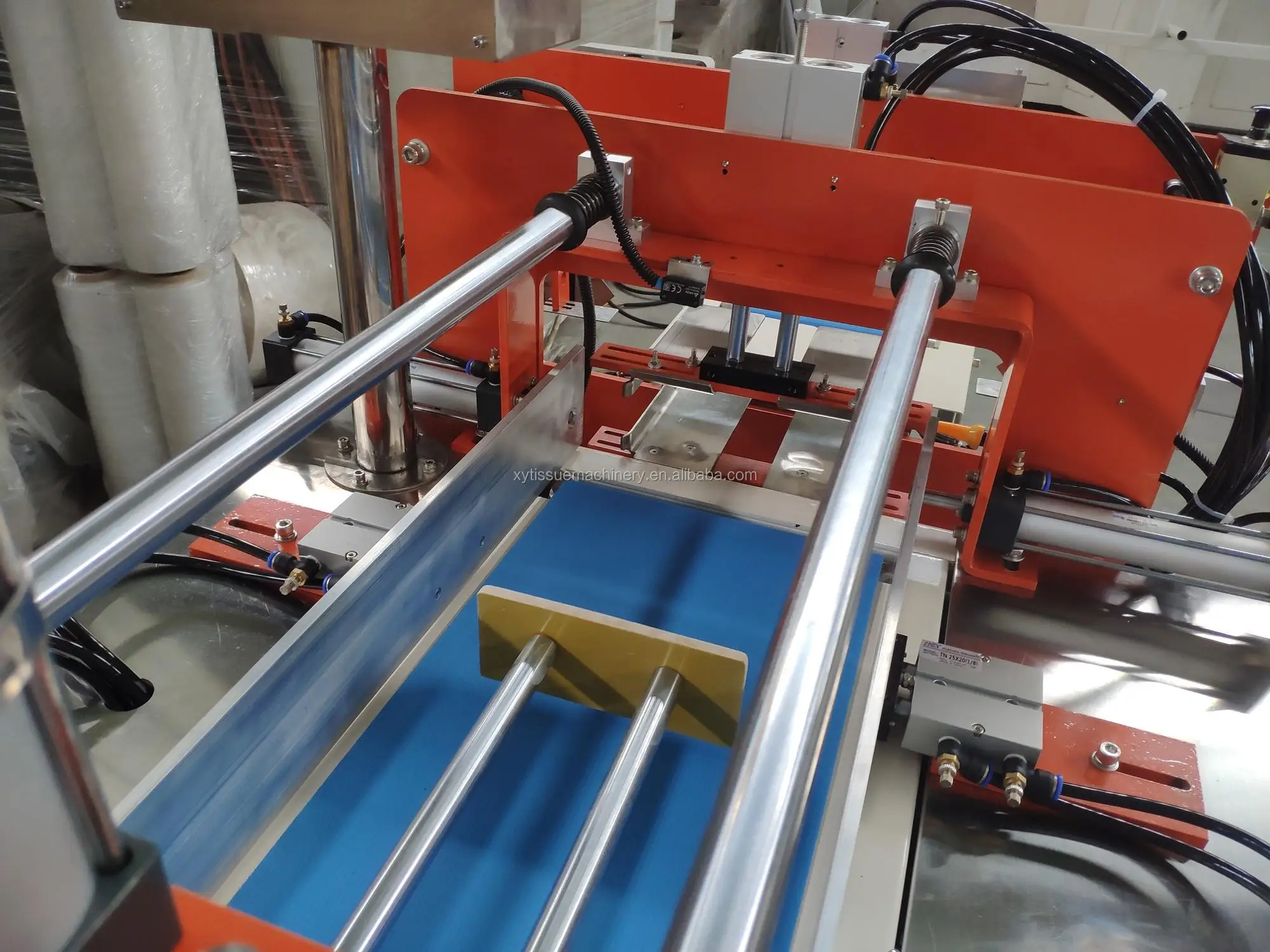 New Condition Semi Auto Multiple Rolls Paper Packing Machine