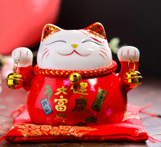 Chinese Feng Shui White Ceramic Lucky Cat Figure Maneki Neko