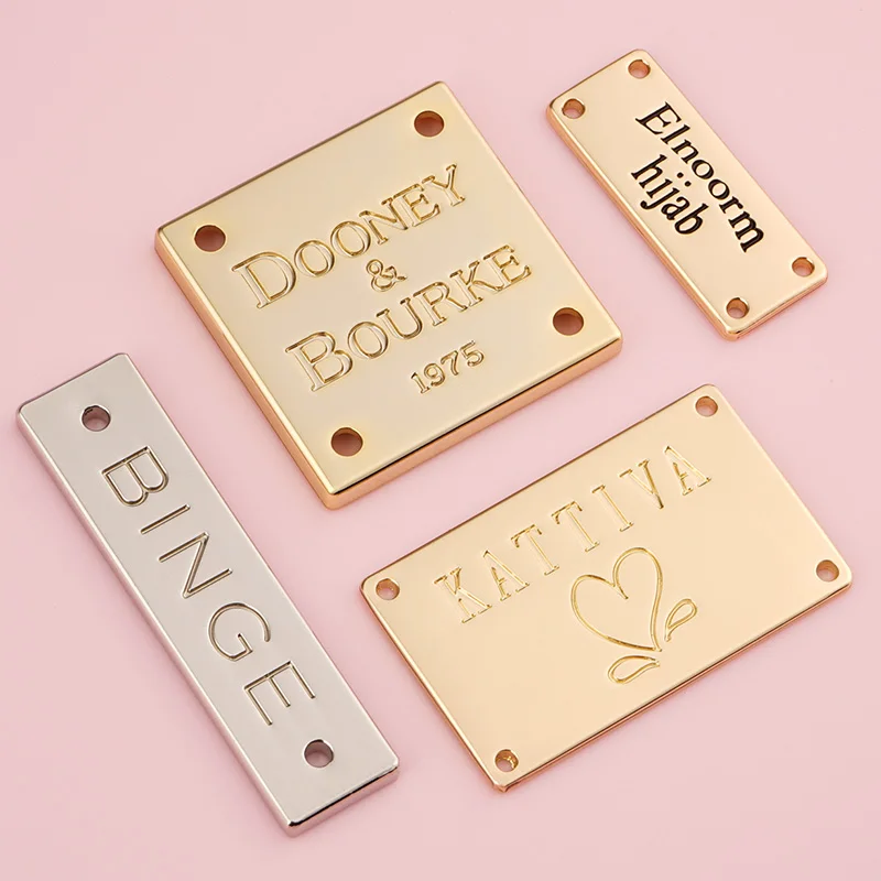 Design Two Holes Rose Gold Metal Tags with Logo for Swimwear Cloth