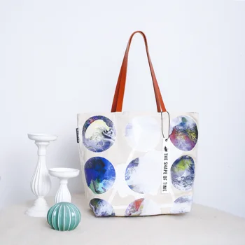 2024 New Large Capacity Canvas Handbag for Women Simple Casual Handheld Shoulder Bag for Students and Office Workers