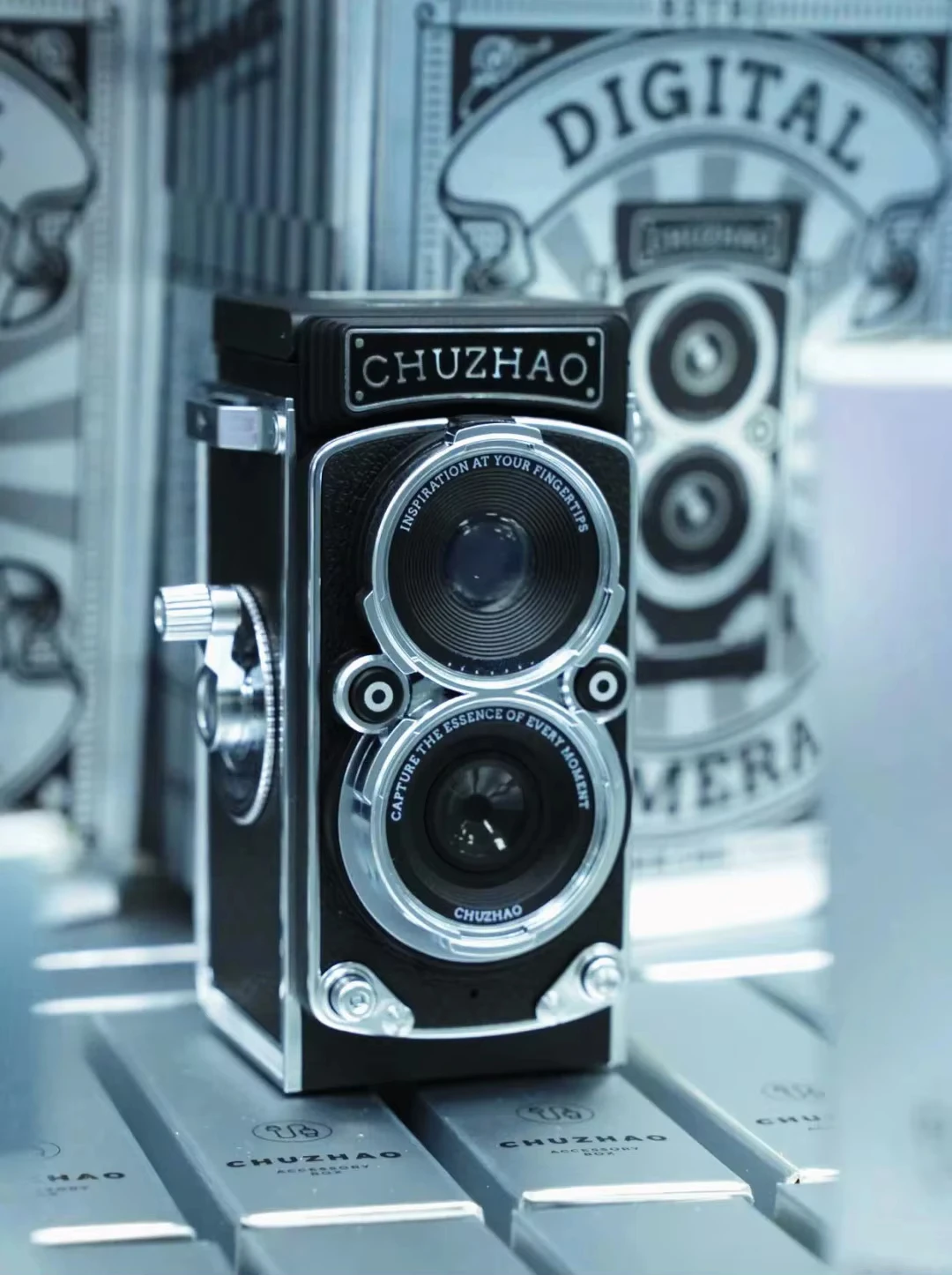 CHUZHAO M1 デュアルリフレックスデジカメ 480P対応 小型旅行カメラ