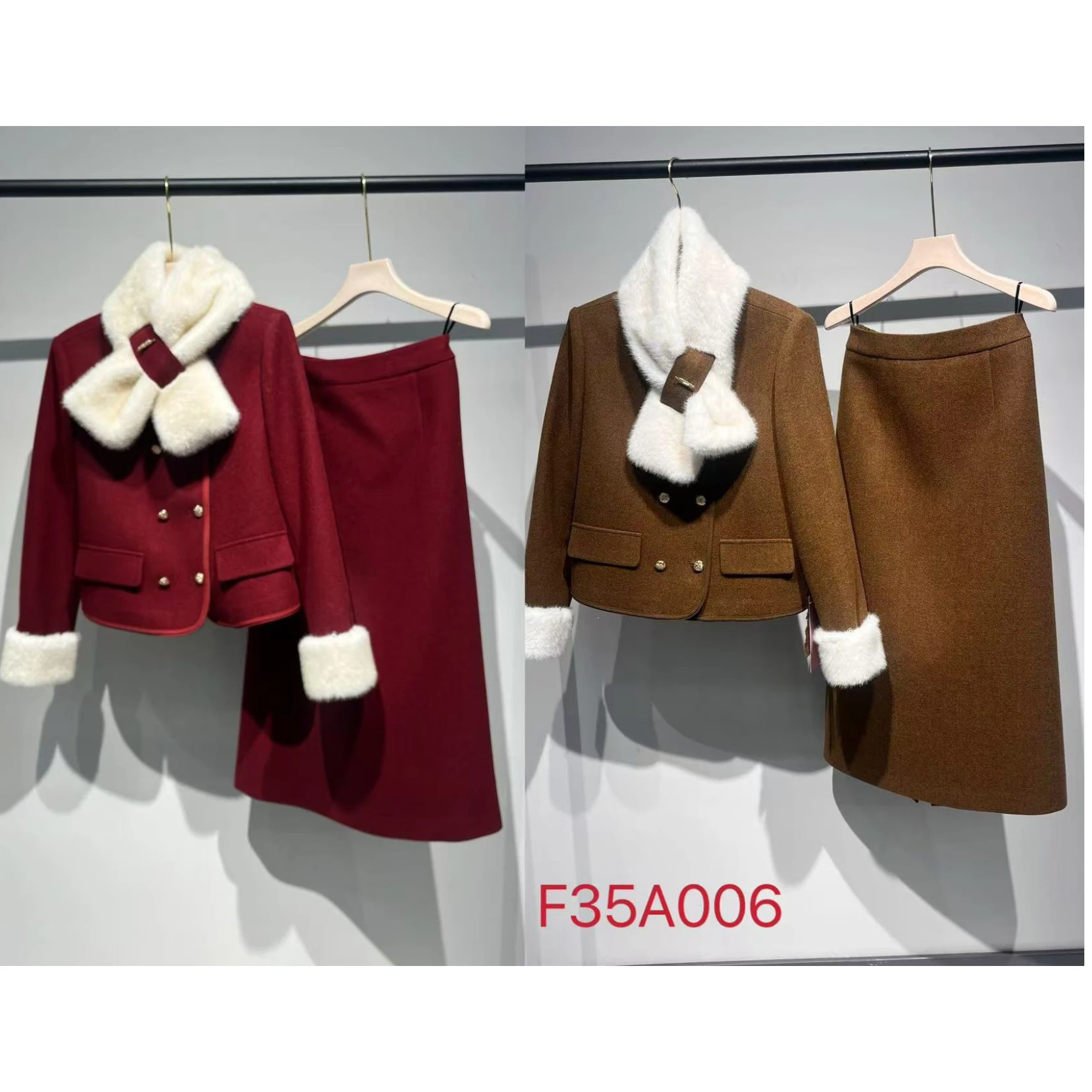 Retro Wool Suit with Breathable Rabbit Fur Neck Scarf & Decorative Buttons Two-Piece Set with Polyester Fiber Lining