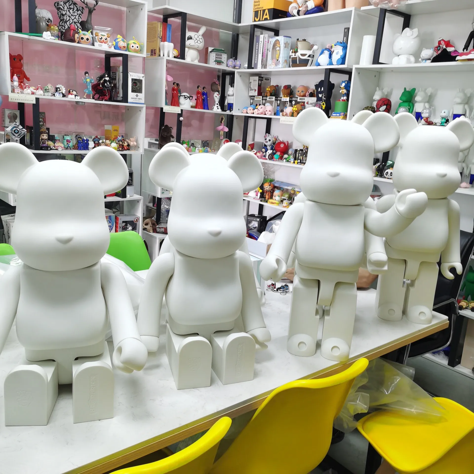bearbrick  (23).jpg