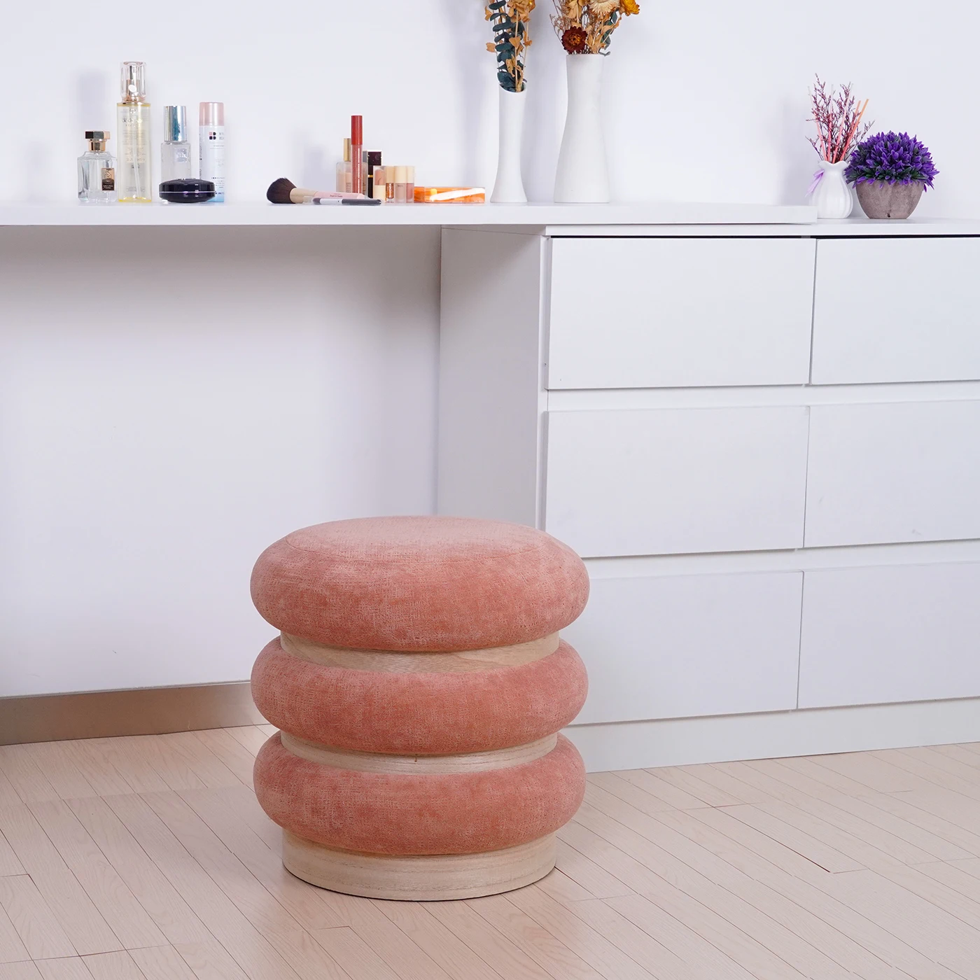 Living Room Lovely Ottoman Upholstery Round Stool Hot Sale Pouf Velvet Foot Stool