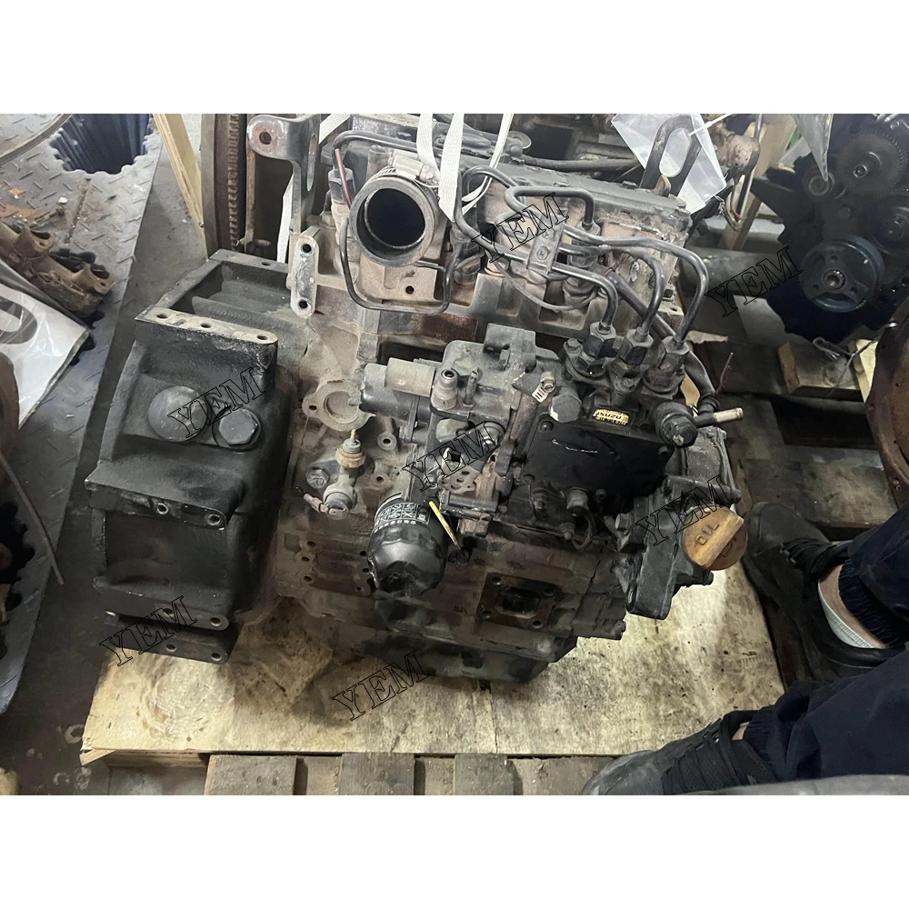 Used 3CB1-CZP01 Complete Engine Assy for Isuzu Parts 3
