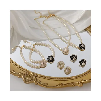 Hot Selling New Design Romantic Rose Plate Pendant camellia Pearl Necklace&Bracelet&Earrings Gold Alloy Pearl Jewelry Sets
