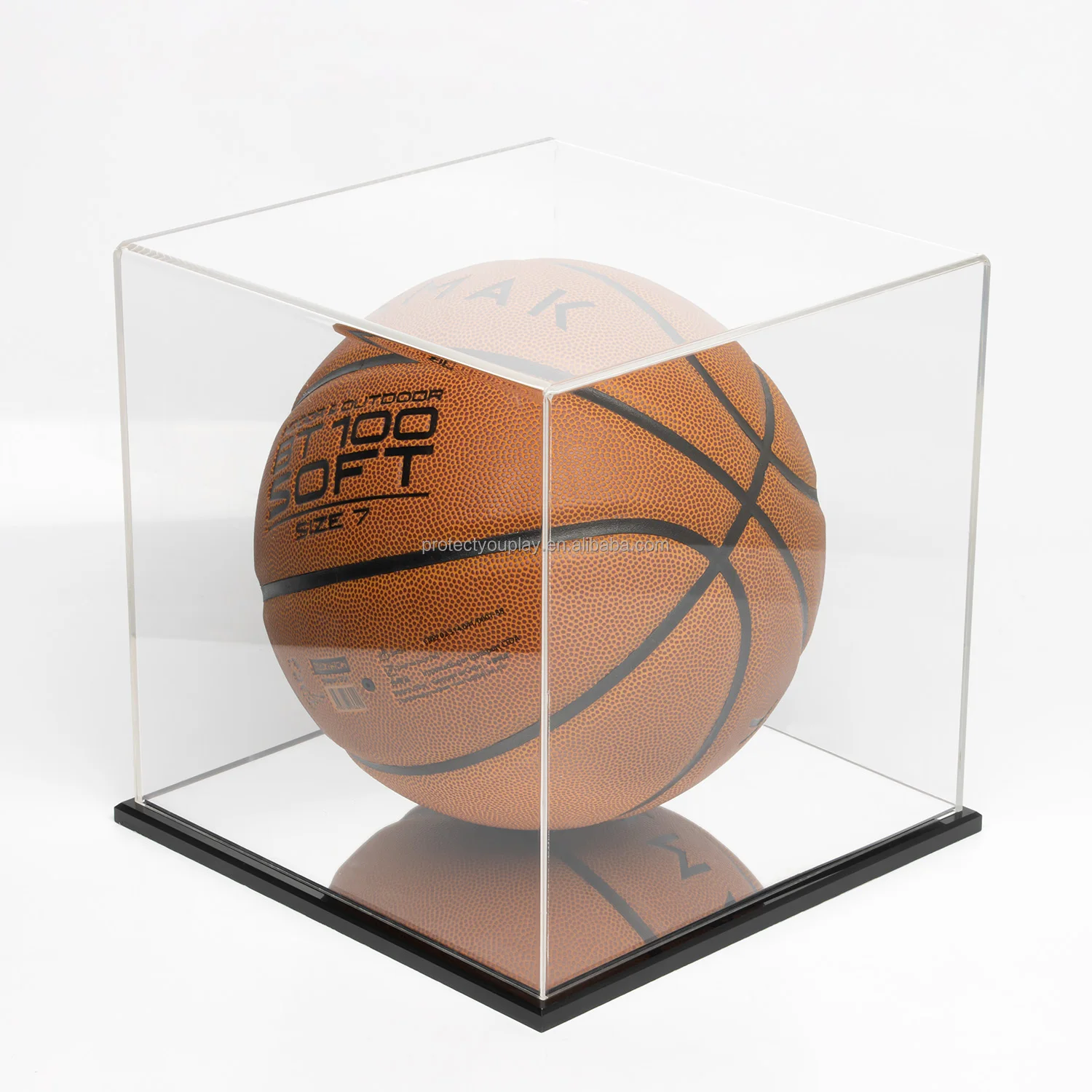 Luxury Riser Basketball Display Case Acrylic Basketball Collectible