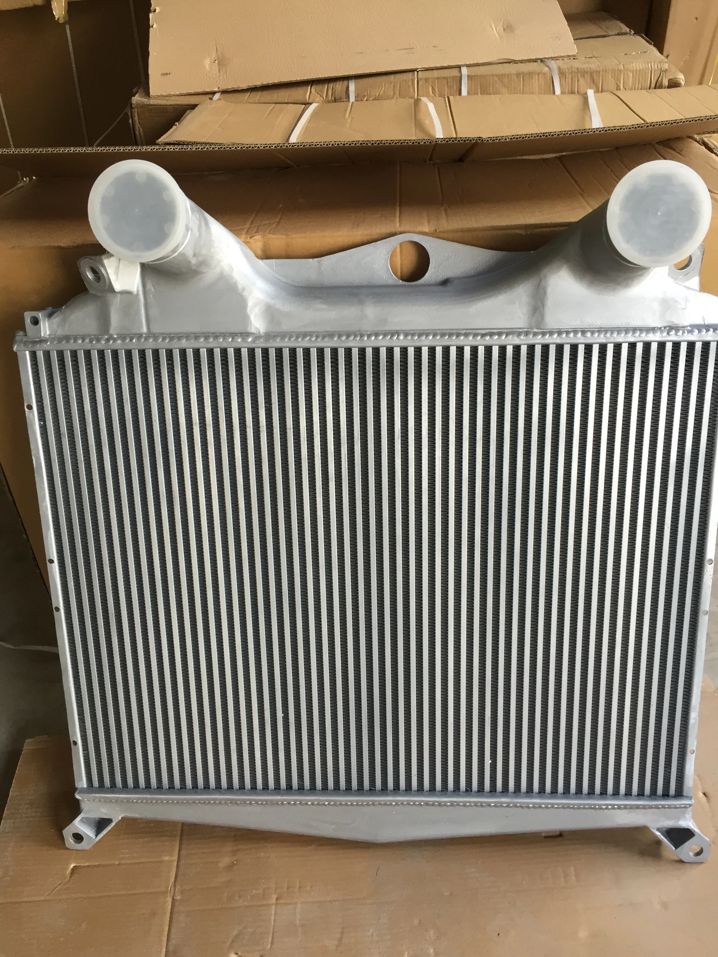 MAN TGA Intercooler Water to air 81061300198 81061300205 81061300200 81061300180 81061300216