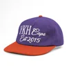 Morado y rojo