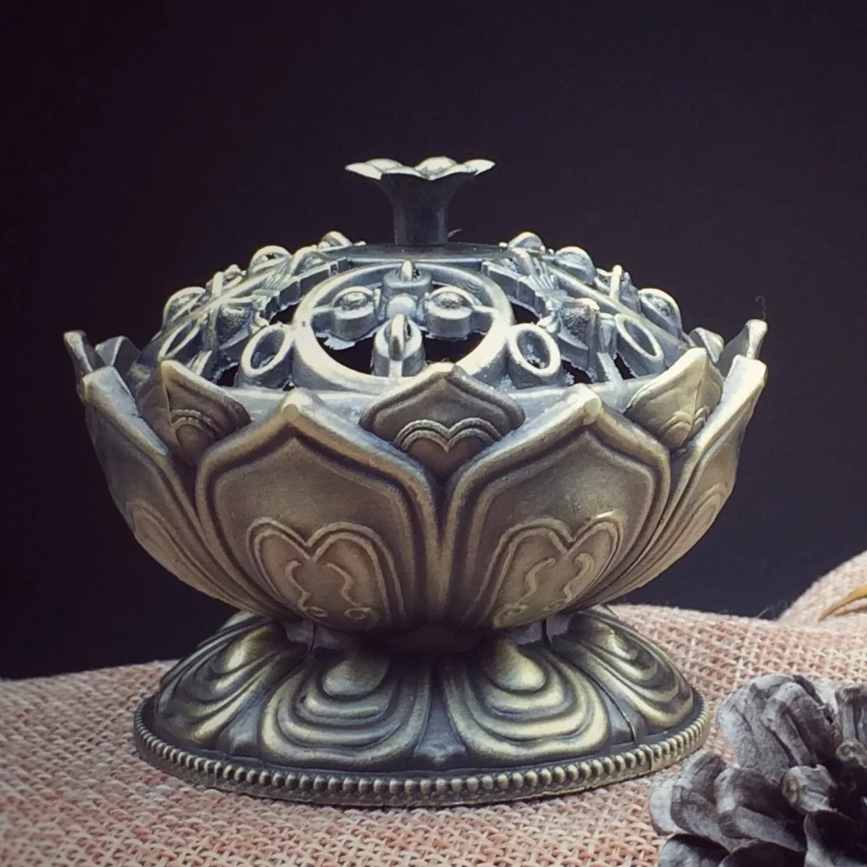 Incense Coil Holder - Bronze Bukhoor Oud Backflow Incense