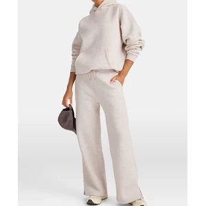 Winter 2026 New Activewear Custom logo Puff Printed Sports Outfit 2pc Women Tracksuit Gym Fitness Vintage Set for Ladies