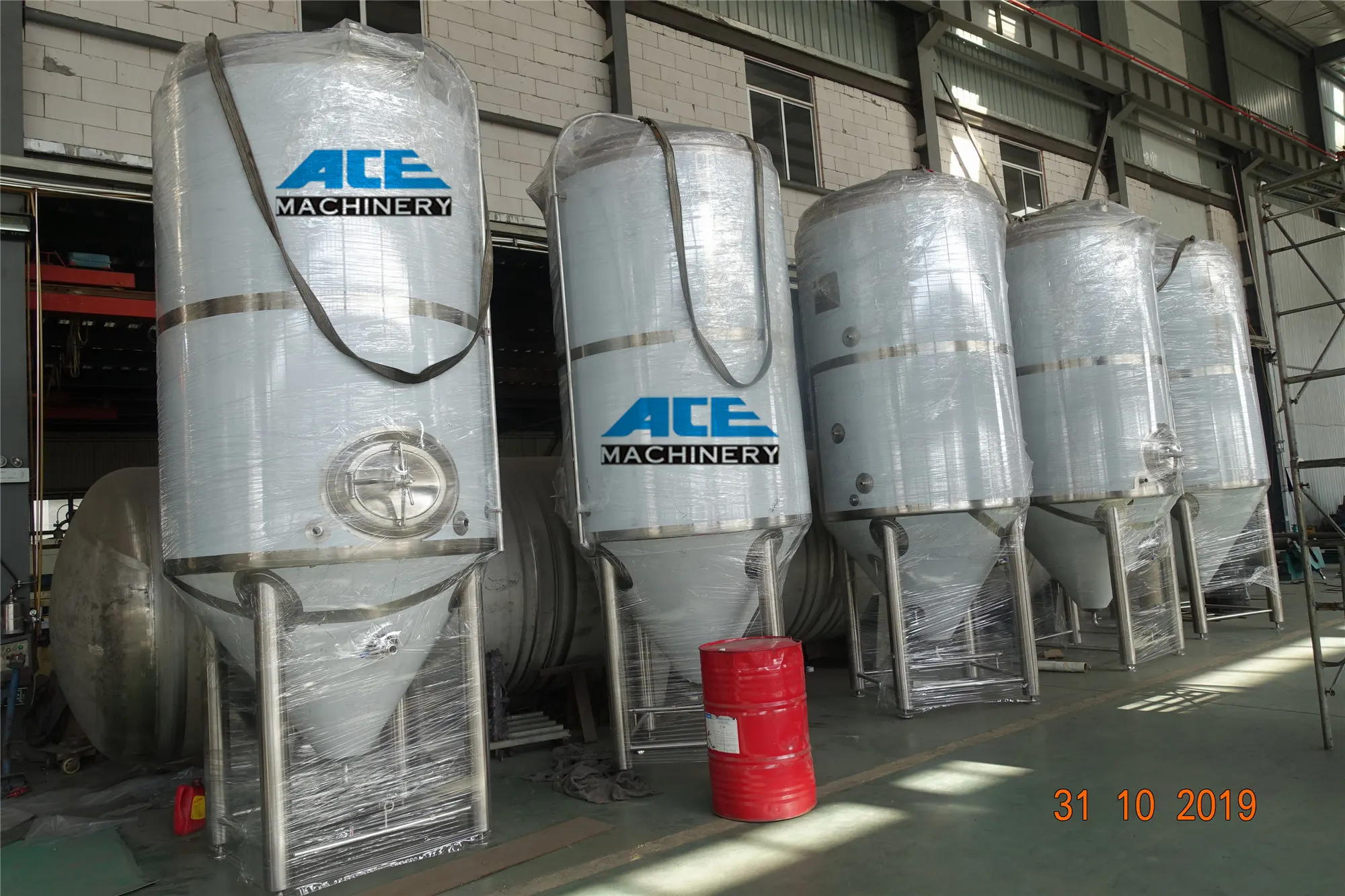 Коническая емкость для брожения пива из нержавеющей стали 200 л 500 10000 пивоваренное