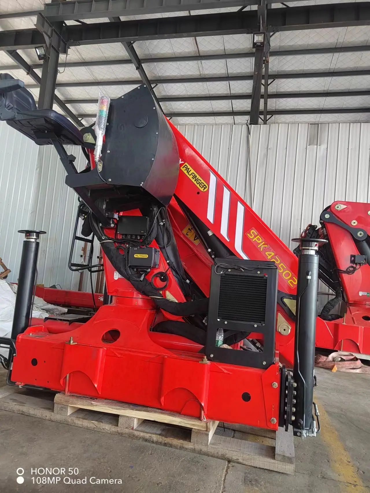 14 Ton Palfinger SPK42502 Crane - High Efficiency & Durability