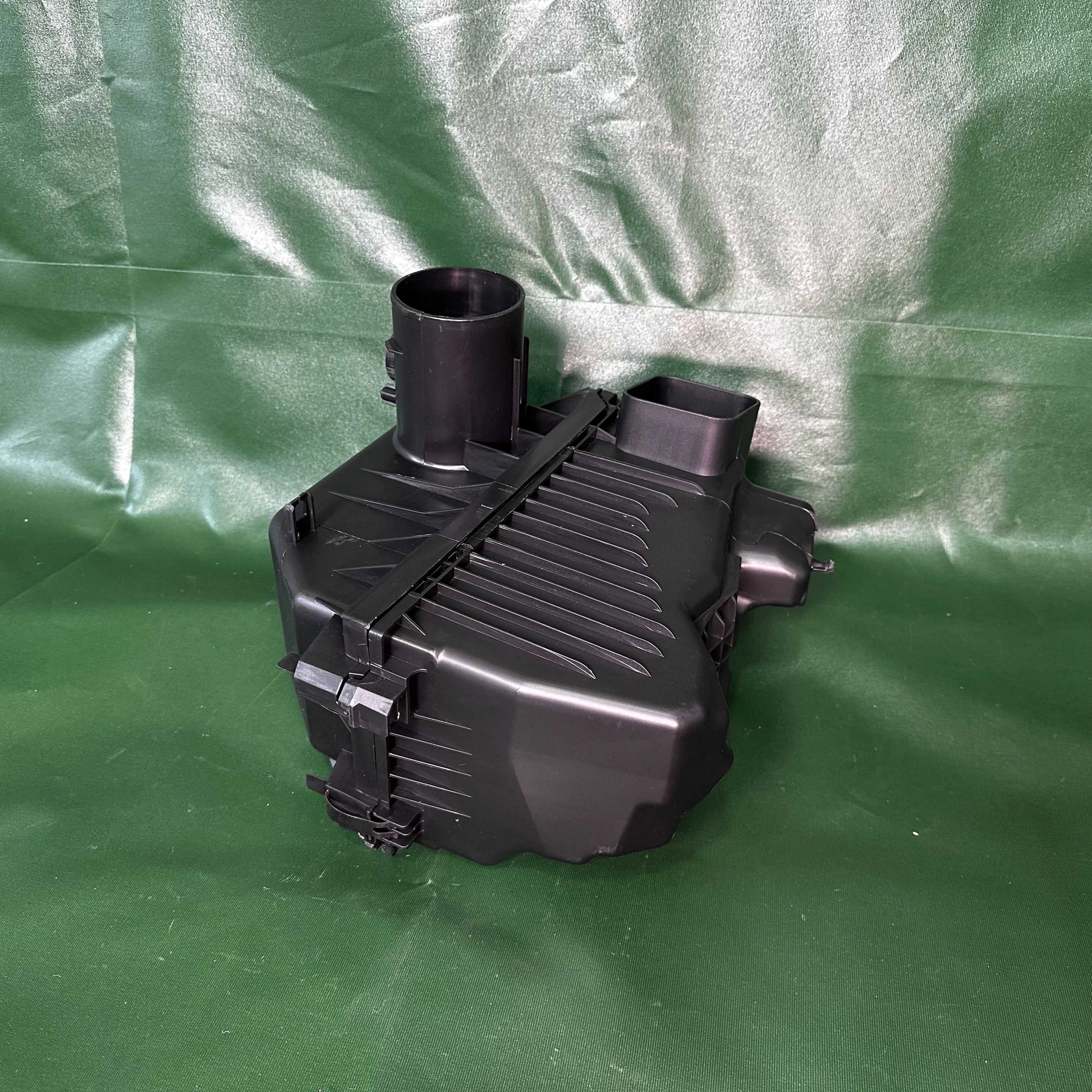 Air Filter Cover for Toyota Highlander - HEFENGYUAN 17705-F0220