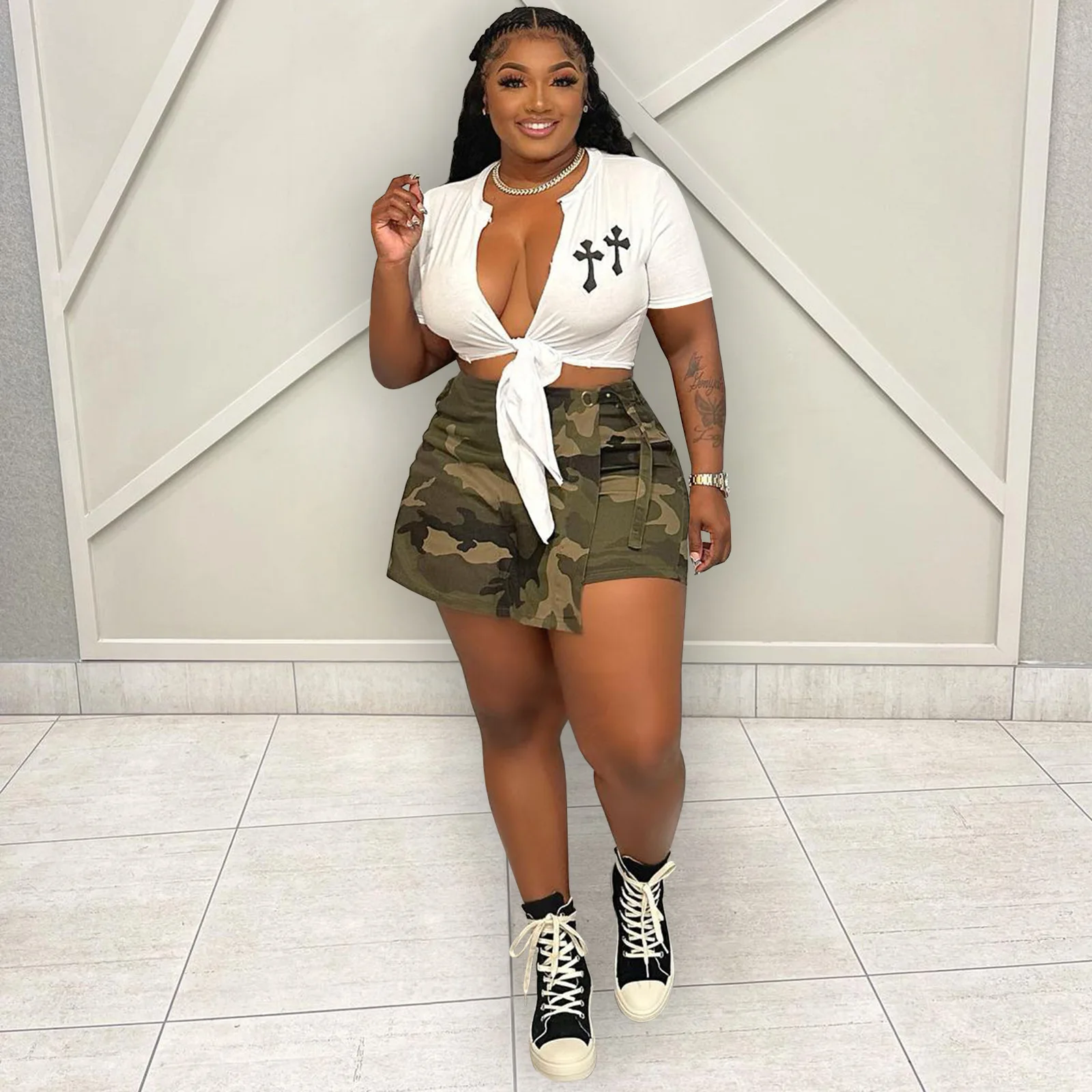 Midjehøye sommerjeansshorts til kvinner, erotiske, enfargede, formgivende shorts med hevet rumpe og rett stil – damefashionjeans til daglig bruk