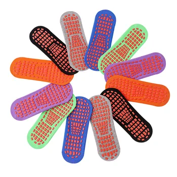High Quality Non Slip Trampoline Socks Jump Grip Socks Custom Trampling Training Socks Custom logo