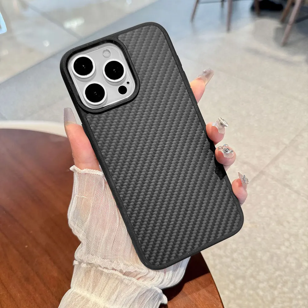 Funda de teléfono de fibra aramida para Iphone 15 14 13 12 11 7 Xr Xs Max Pro Plus simple amigable con la piel anti caída Sjk481 Laudtec  