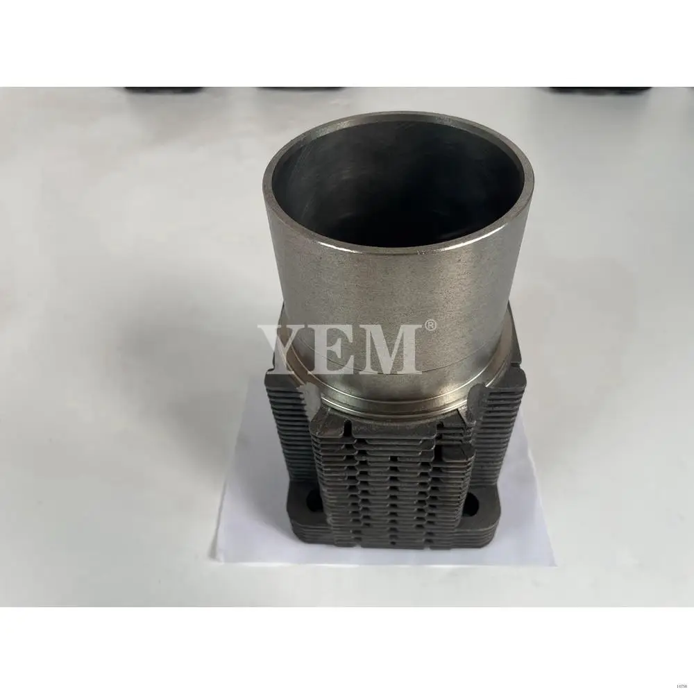 Engine Parts BF6L913 Cylinder Liner for Deutz