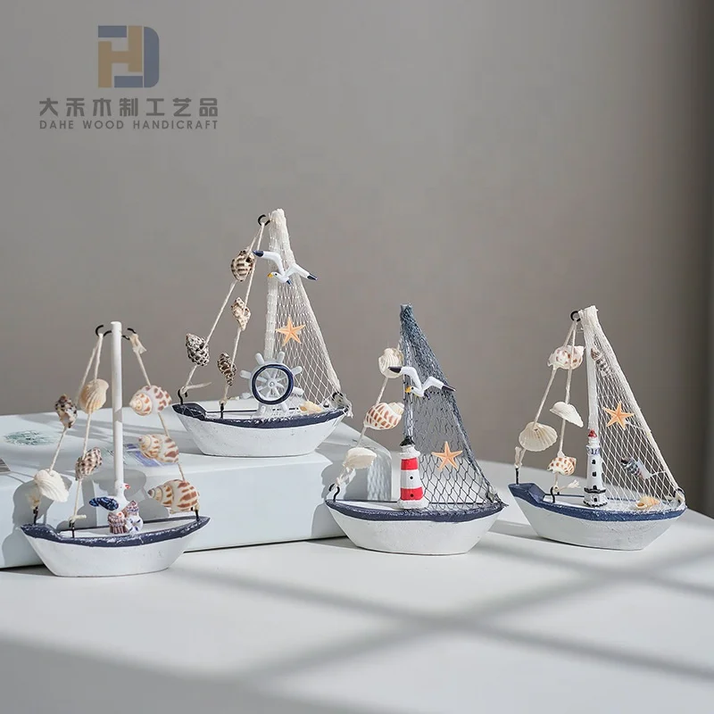 Creative Wooden Sailboat with Crack and Shells Seagulls Decor Mini Wood Sailboats Crafts for Home Room Decoration