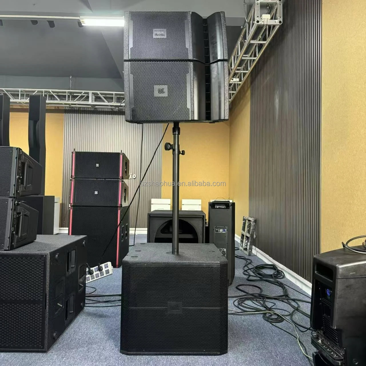 12 Inch Line Array Speakers Vrx932 Active/Passive Line Array Professional Stage Audio Powered Sound System Outdoor Speaker