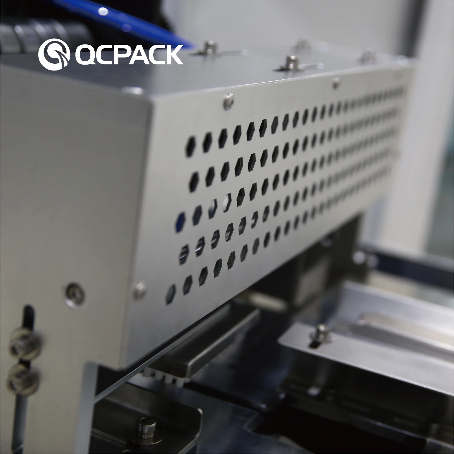 Automatic Condom Box 3D Overwrapping Stretch Plastic Film Sweet Chocolate Box Packing Bar Pleat Soap Cellophane Wrapping Machine