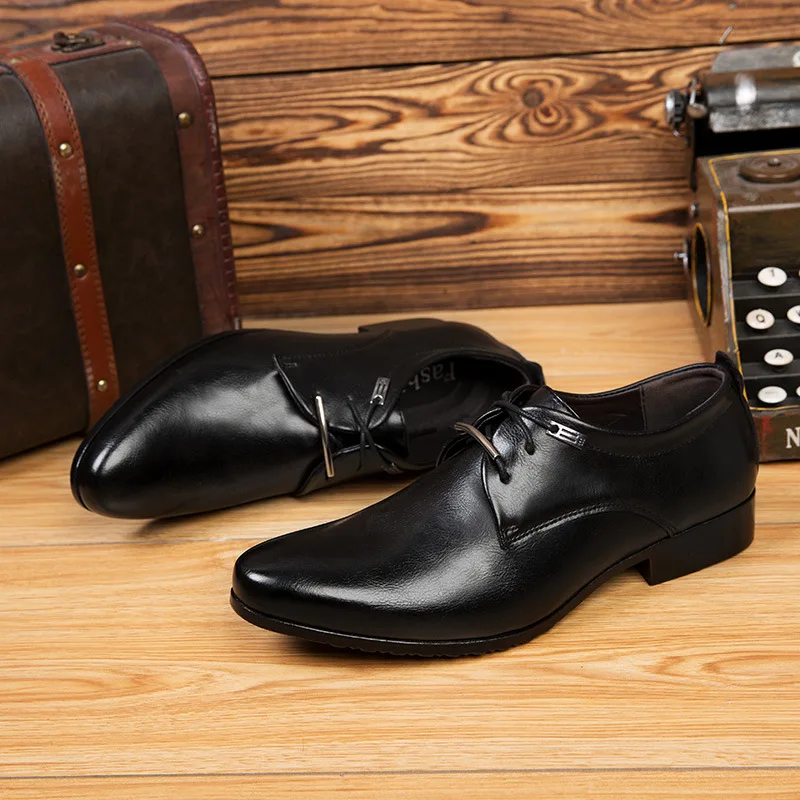 Size 38-48 British Men's Business Suit Leather Shoes Fashion Classic Single Wedding Meeting Leather Shoes