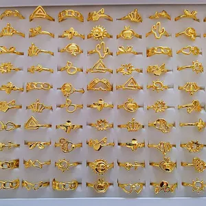 Wholesale 100 Boxes Plated Gold Color Smooth Ring European American Trendy Women Jewelry for Night Market Stall