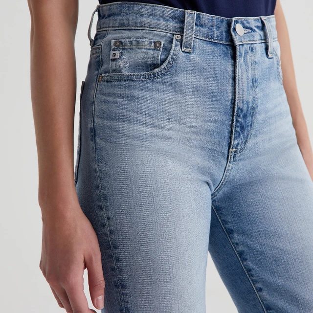 Customizable OEM/ODM Faded Wash Women's High-Rise Straight Jeans in Pure Cotton - Perfect for Streetwear and Everyday Wear