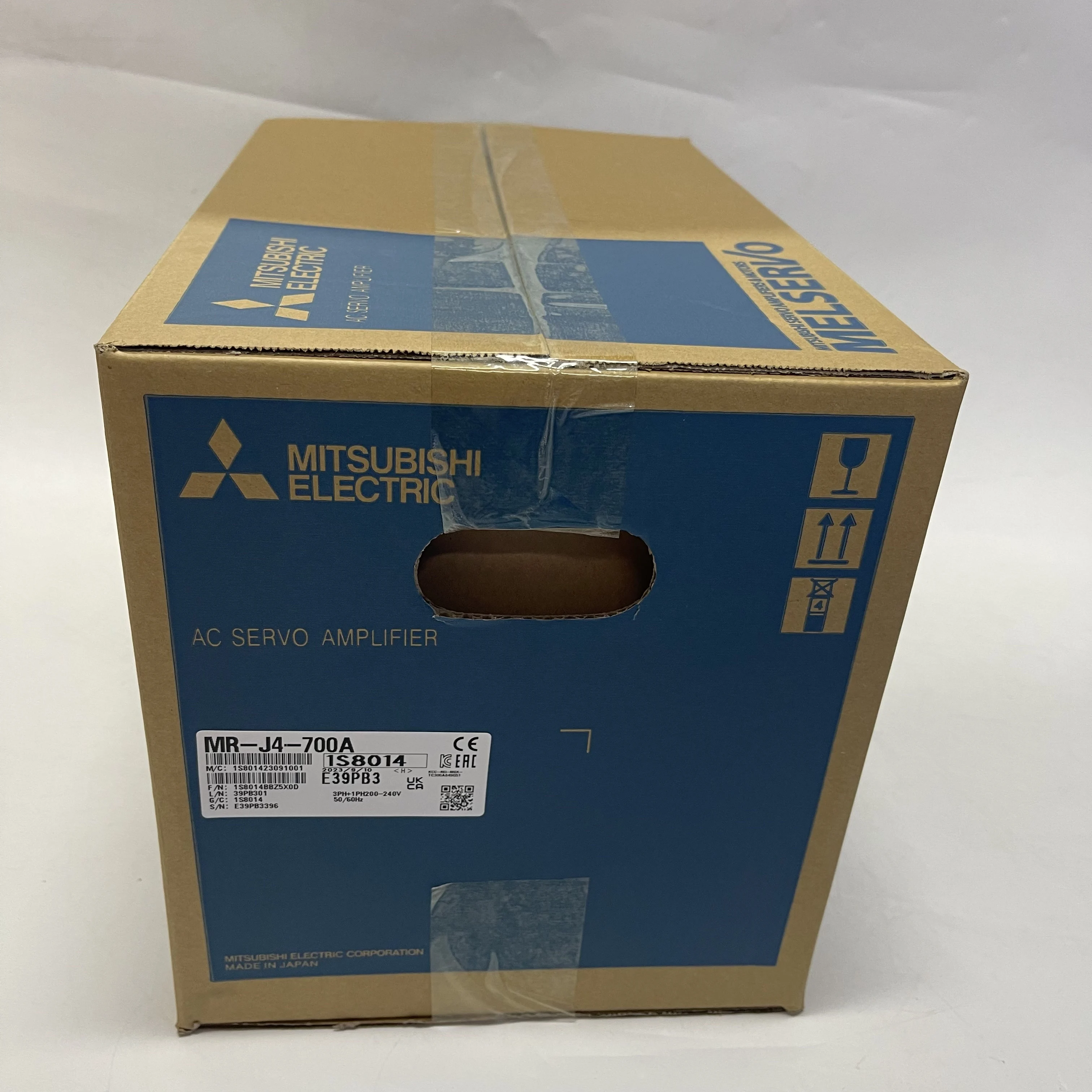 Mitsubishi AC Servo Amplifier MR-J4-700A Mitsubishi AC Servo Amplifier MR-J4-700A