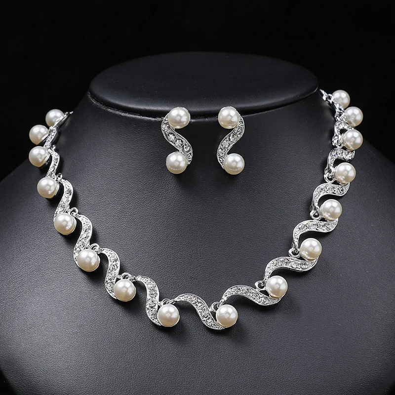 OUFO Silver Plated Pearl Jewelry Set - Necklace & Earrings With Simulated Pearls & Rhinestones, Gift Box Included