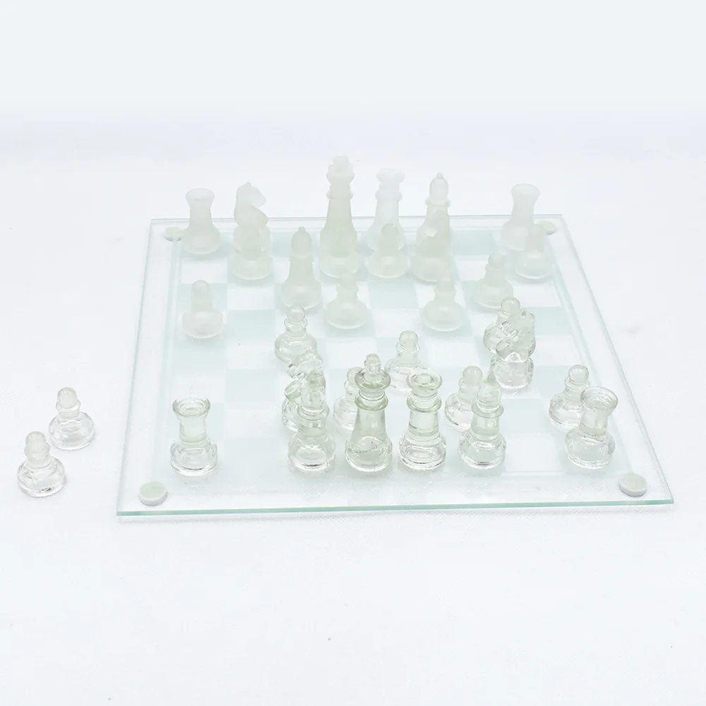 Cheap Price Small Handmade Chess Set Glass Drinking Game Chess