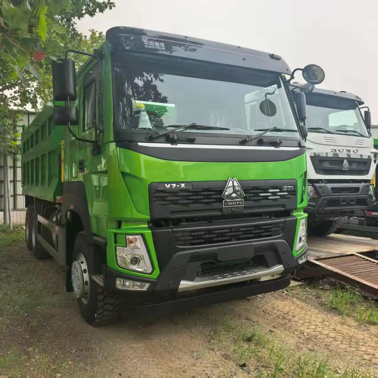 2025 Sinotruk V7-X New Truck 371hp 6*4 10-Wheel Tipper Dump Truck Mining Truck