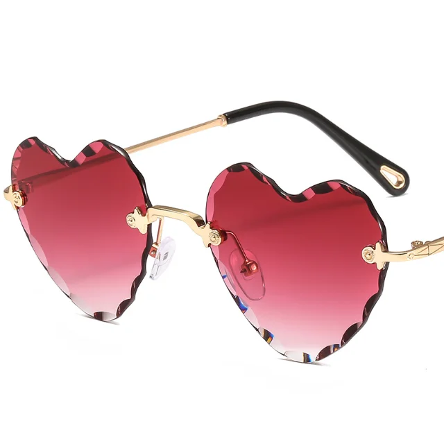 gradient heart sunglasses