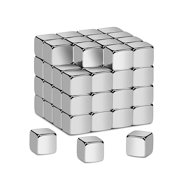 China Factory Reusable Square Metal Stainless Steel Ice Cube for Sale with Custom Logo
