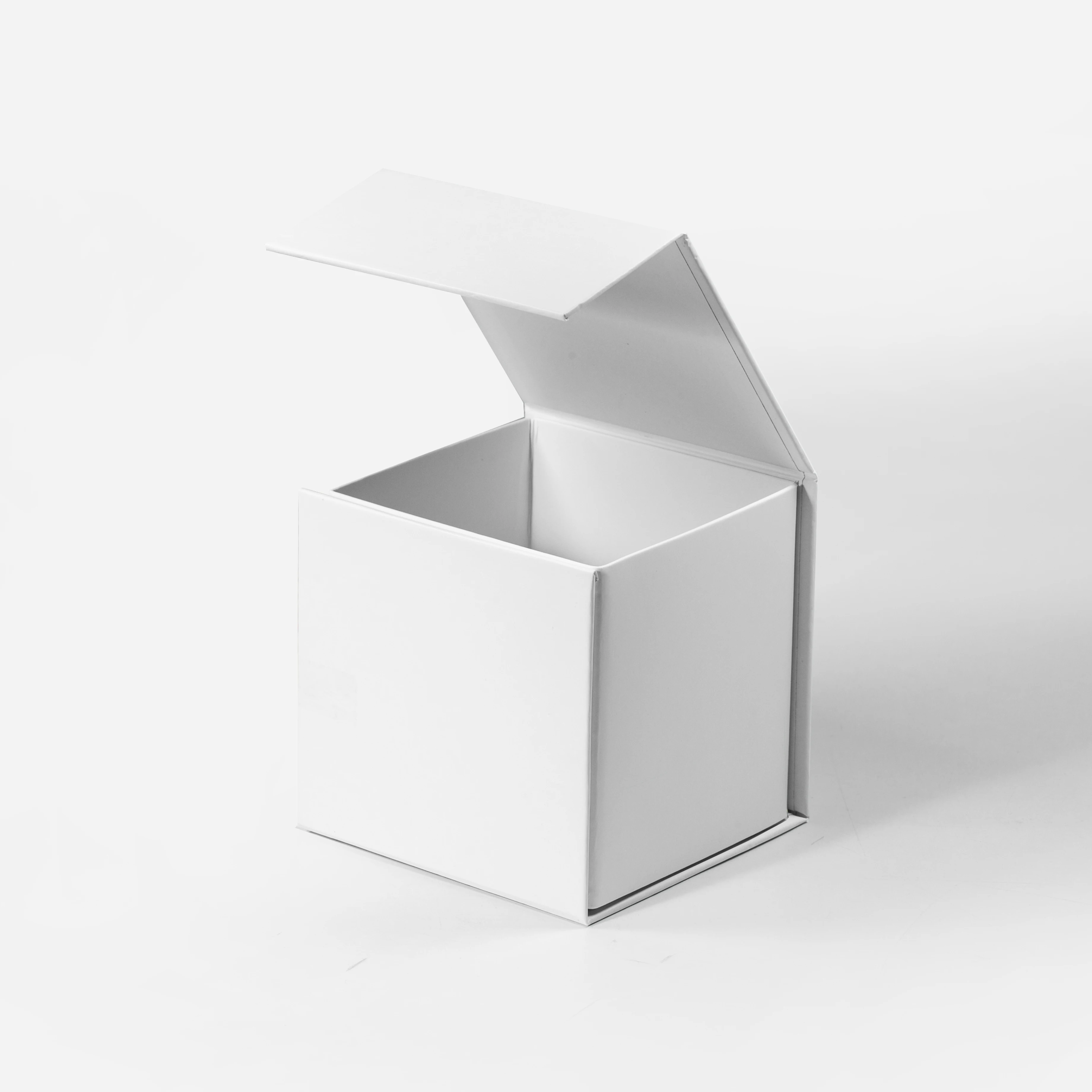 Recycled Small Cube Custom Printing Magnetic Closure Retail Gift Box for Candle Box Packaging Luxury