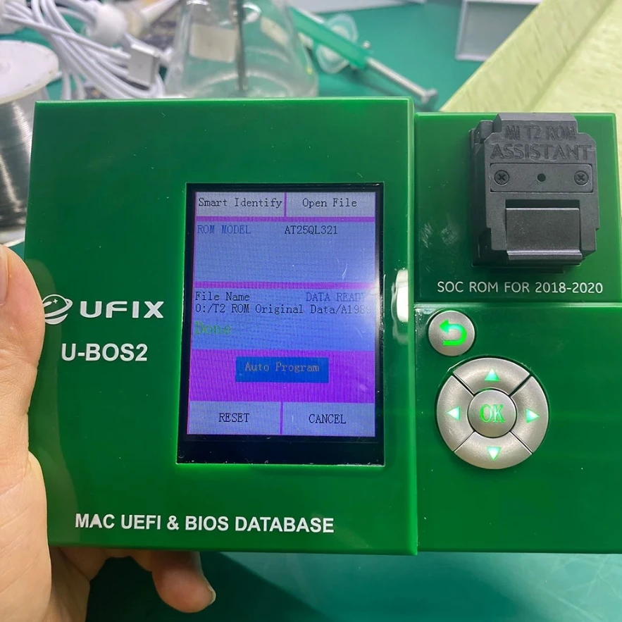 Programmatore UFIX U-BOS2 per Database UEFI e BIOS su MacBook