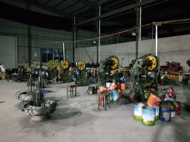 Yiwu Xingwang Hardware Co., Ltd. 1