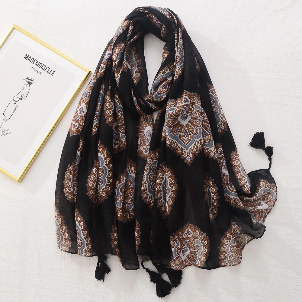 Custom 2022 New Design Ethnic Premium Black Flower Cotton Printed Shawls Dubai Arabic Muslim 7793