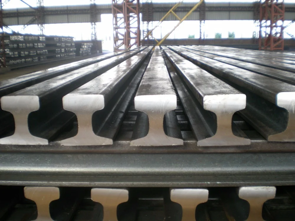 wholesale customized size 24kg 38kg 43kg u71mn 50mn uic50 uic54 heavy rail steel railroad track steel rails