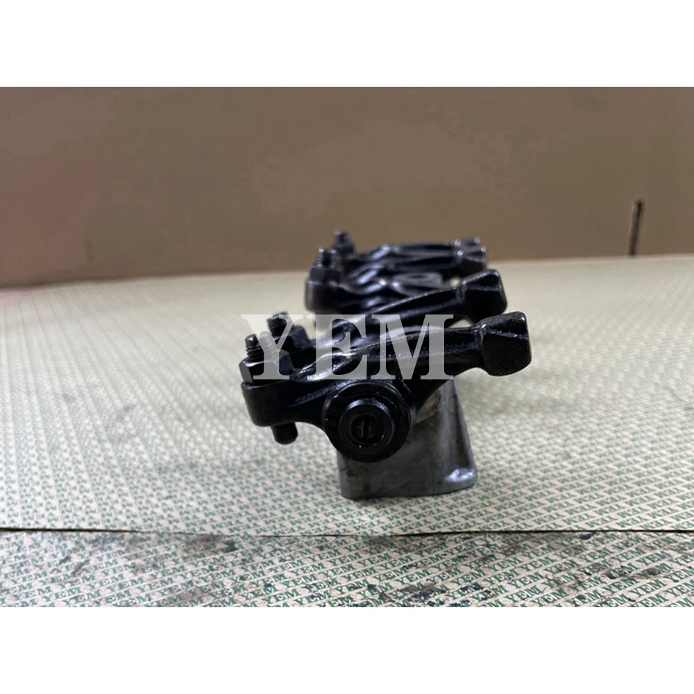 D1403 Rocker Arm Assy for Kubota Wholesale Engine Parts 2