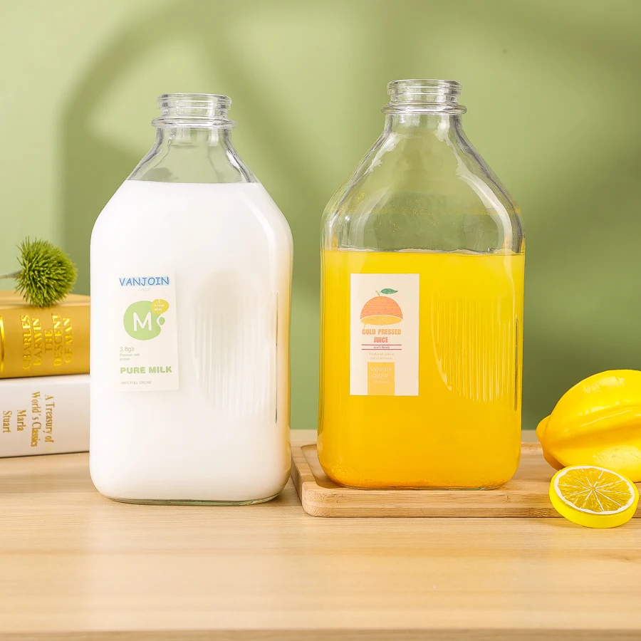 2 Qt Heavy Duty Glass Bottle for Almond Milk Oat Milk 1/2 Gallon Glass  Water Bottle Milk Jug Pitcher With Leak Proof LiD