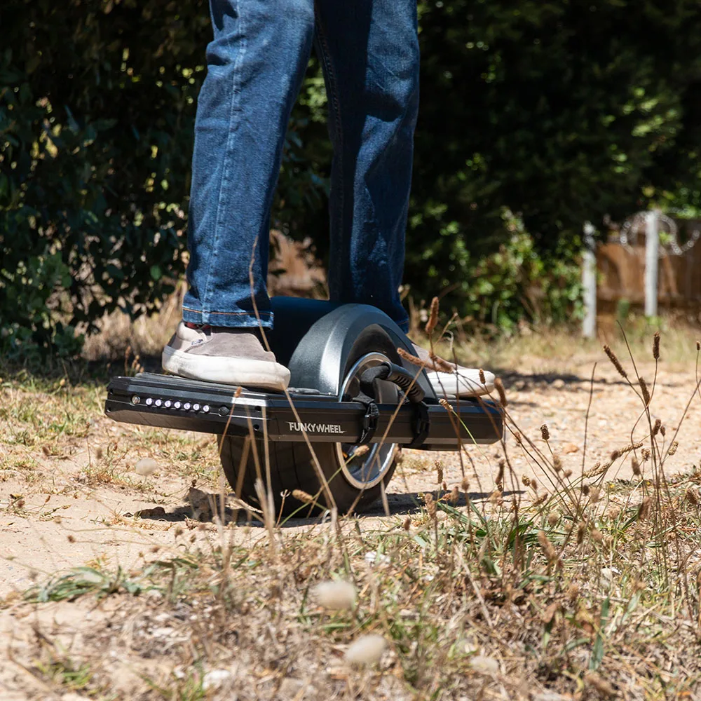 Funkywheel Unisex EX 1000W Electric Skateboard - 30km Range