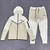Beige1